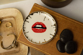 Hot Kiss Round Ceramic Trinket Dish