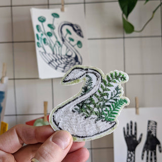 Swan Planter Patch