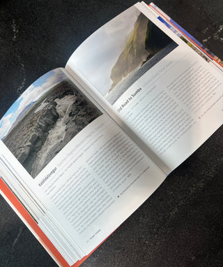 THE ROAD TRIP BOOK - Holt x Palm -  The world’s superlative road trips—scenic, thrilling, and memorable—in both natural and urban settings.For anyone who has fallen under its spell, a car represents freedom and adventure. For decades, the American tradition of the road trip has been bound up with the idea of new possibilities and new horizons. This book is an indispensable guide to the most beautiful, breathtaking, extraordinary, and fun road trips the world has to offer.